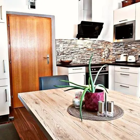 Pleasant In Apartment Gosau